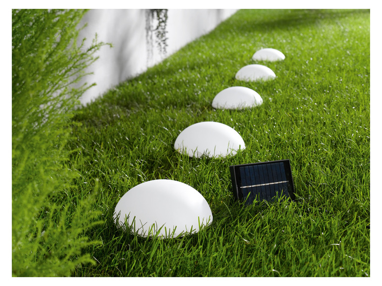 Ga naar volledige schermweergave: LIVARNO home Solar-vloerlampketting - afbeelding 3