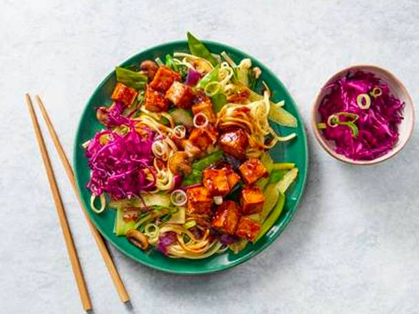 Teriyaki tofu met noedels