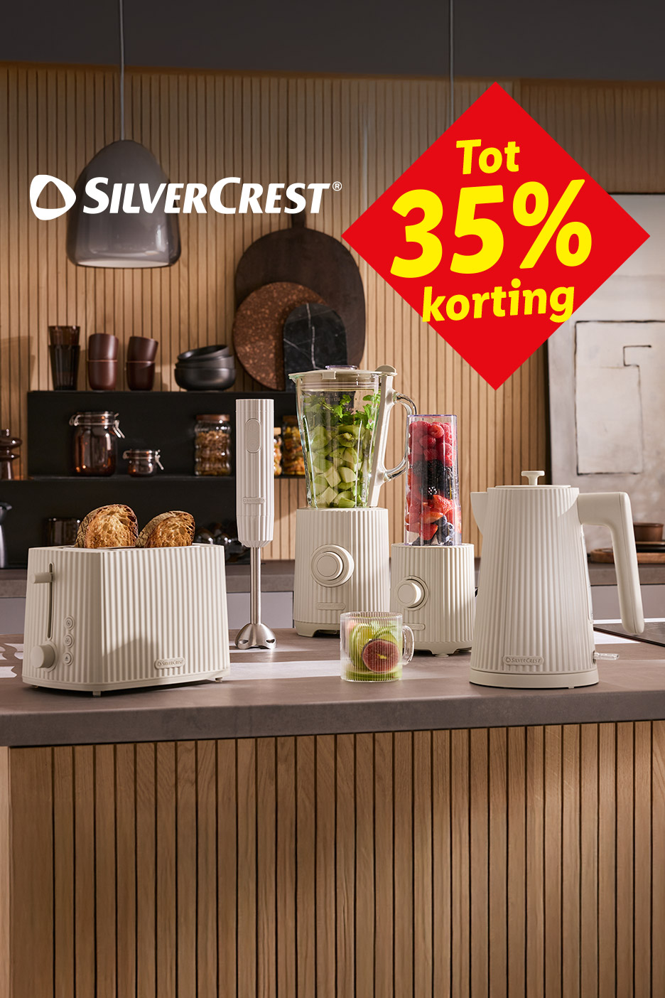 Keukenapparatuur in crème kleur, inclusief broodrooster, blender, staafmixer en waterkoker, met 35% korting.