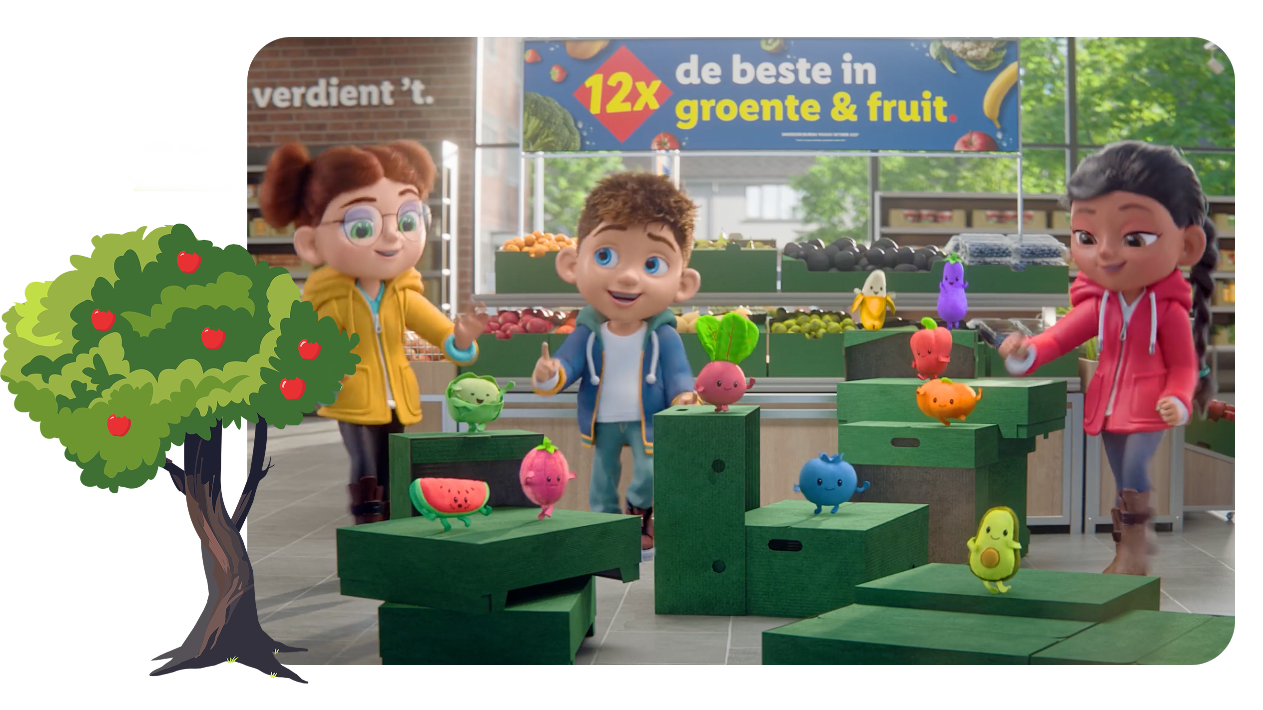 Drie kinderen in een supermarkt met geanimeerde groenten en fruit, en een bord met 'de beste in groente & fruit'.
